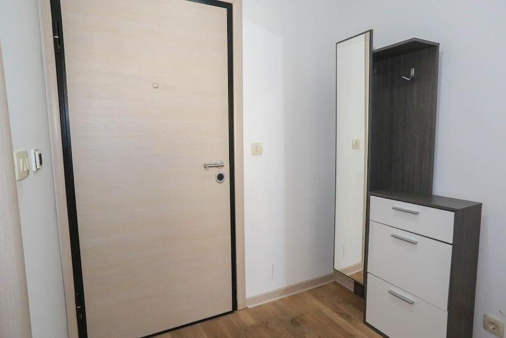 Status-m Franeta19 Budva